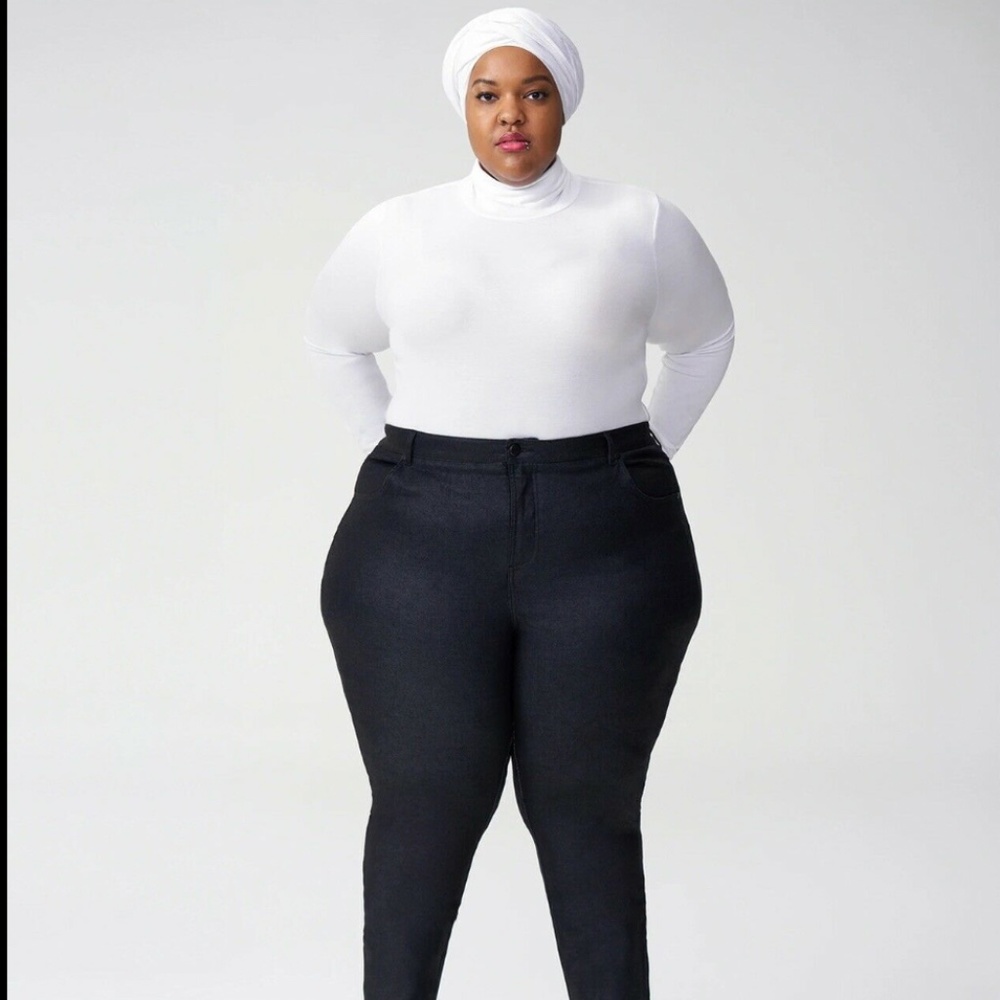 Universal Standard BLACK Foundation Turtleneck Long Sleeve S (14-16)